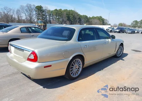2008 Jaguar Xj Xj8 L z USA, uszkodzony, nr VIN SAJWA79B38SH20739